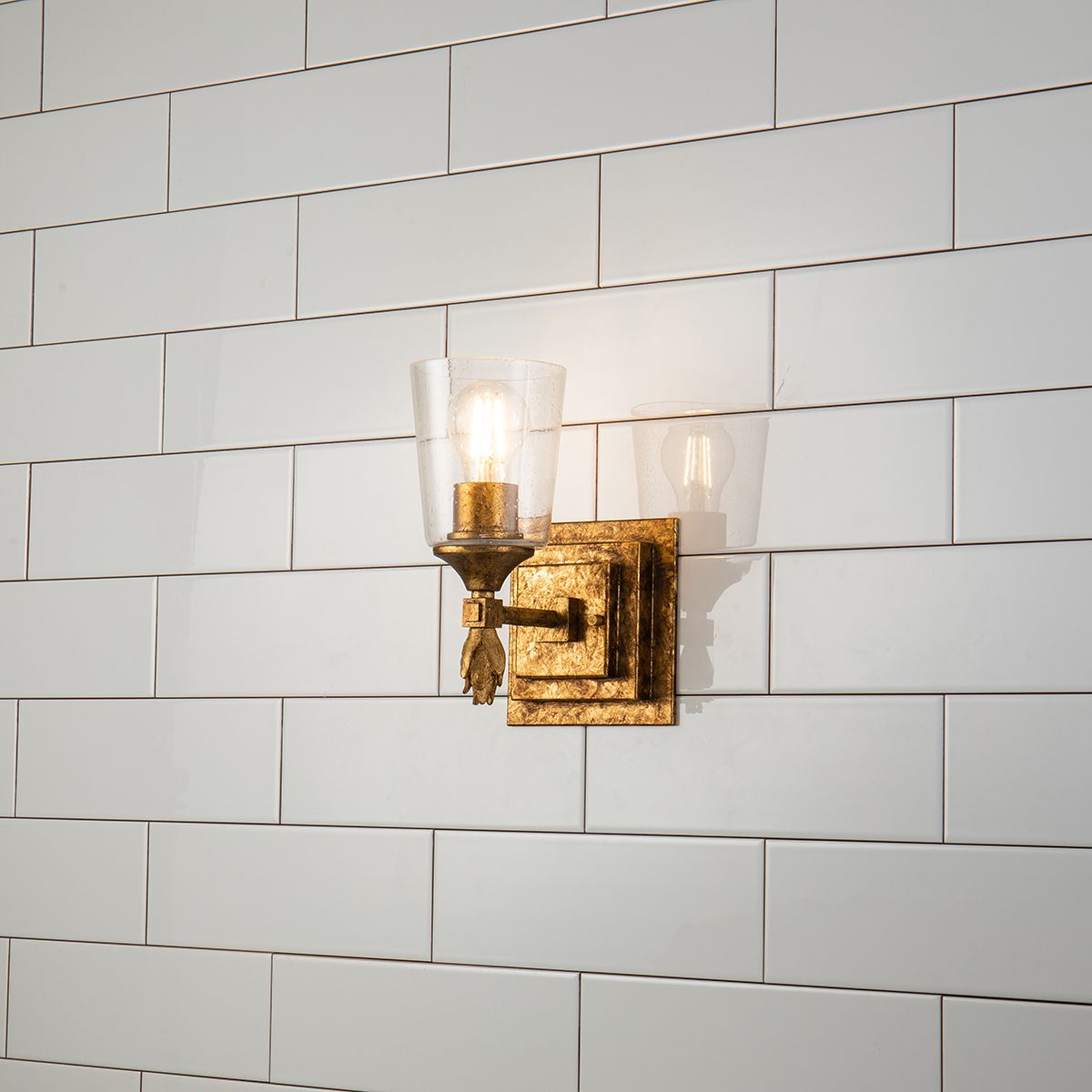Lucas & McKearn Vetiver 1-Light Gold Leaf Wall Light With Flamed-Gold Accent