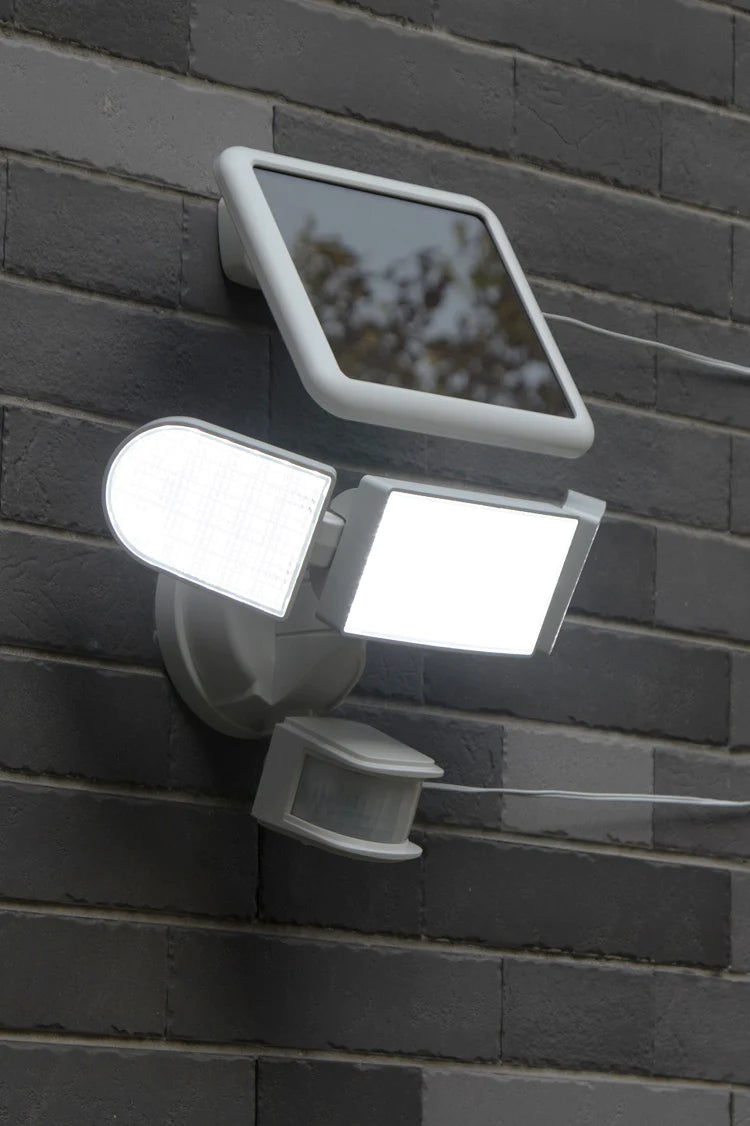 Lutec Led Solar Floodlight with 3 Head - 6934503331