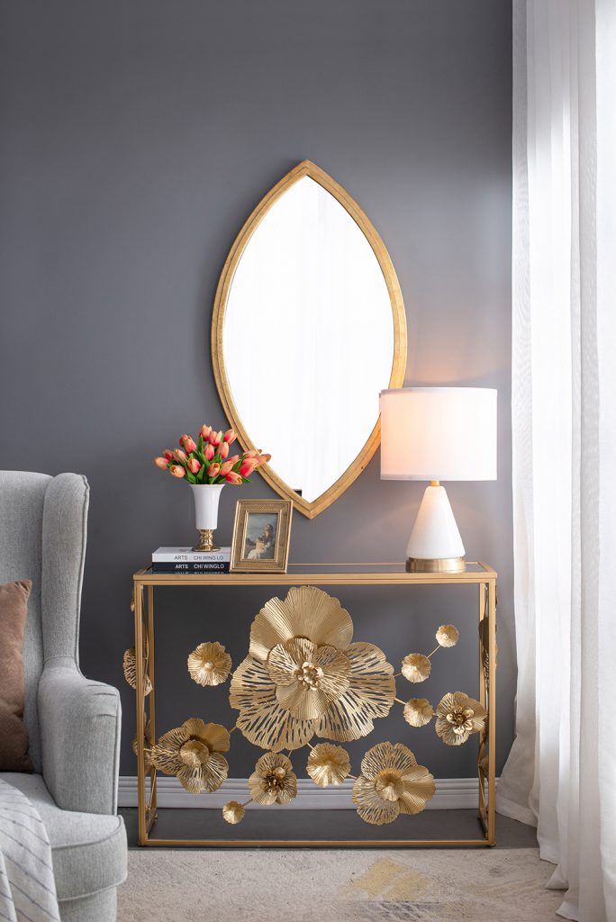 A&B Home 13" x 20" Bundle of 15 White and Gold Table Lamp With Drum-Shaped Shade