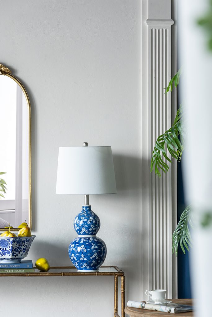 A&B Home 13" x 26" Bundle of 24 Blue and White Round Two-Tiered Ceramic Vase Lamp