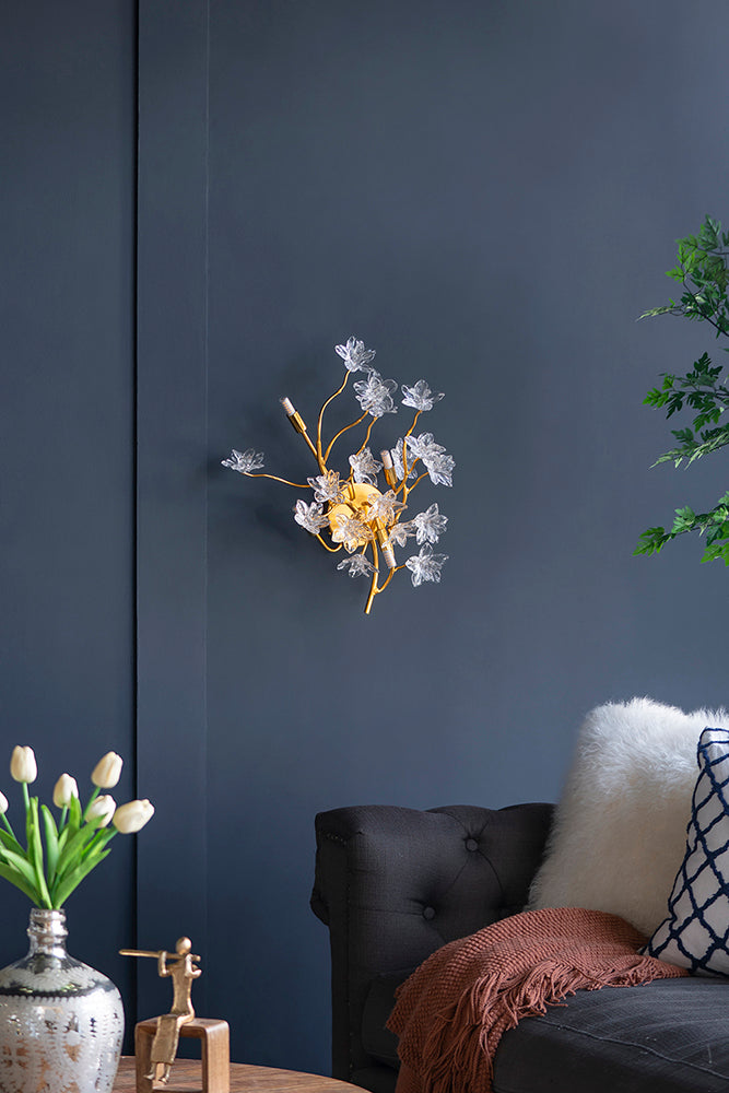A&B Home 14" x 22" Bundle of 7 Gold and Clear 4-Light Fixture with Flower Design Wall Sconce