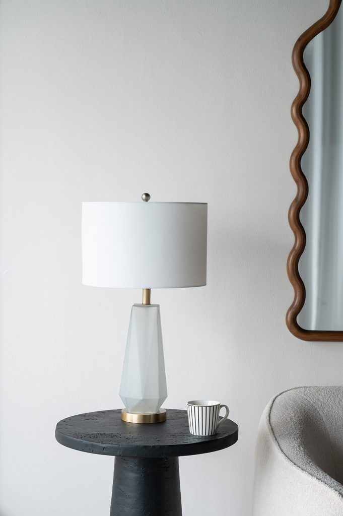 A&B Home 15" x 26" Bundle of 11 White Drum-Shaped Table Lamp