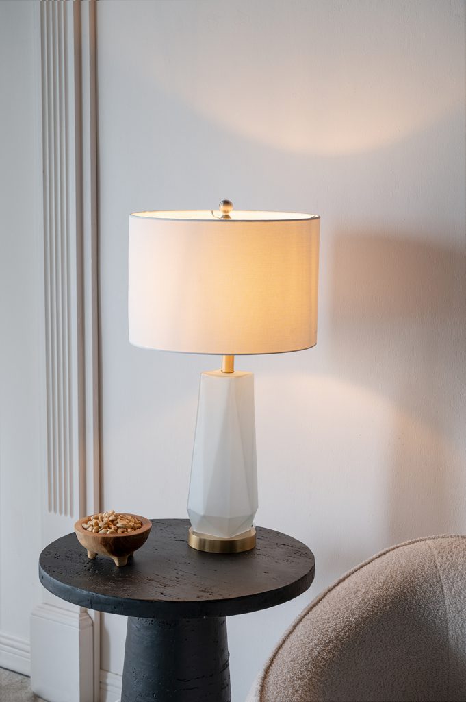A&B Home 15" x 26" Bundle of 11 White Drum-Shaped Table Lamp