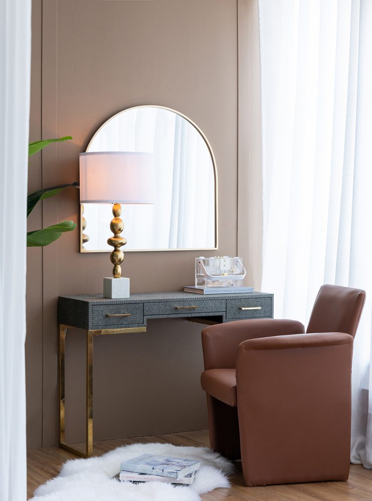 A&B Home 15" x 30" Bundle of 12 Gold and White Table Lamp with Round Four Tiered Body
