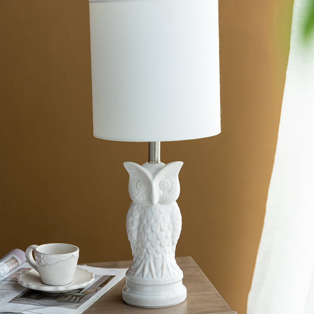 A&B Home 8" x 19" Bundle of 25 White Ceramic Owl-Shaped Design Table Lamp