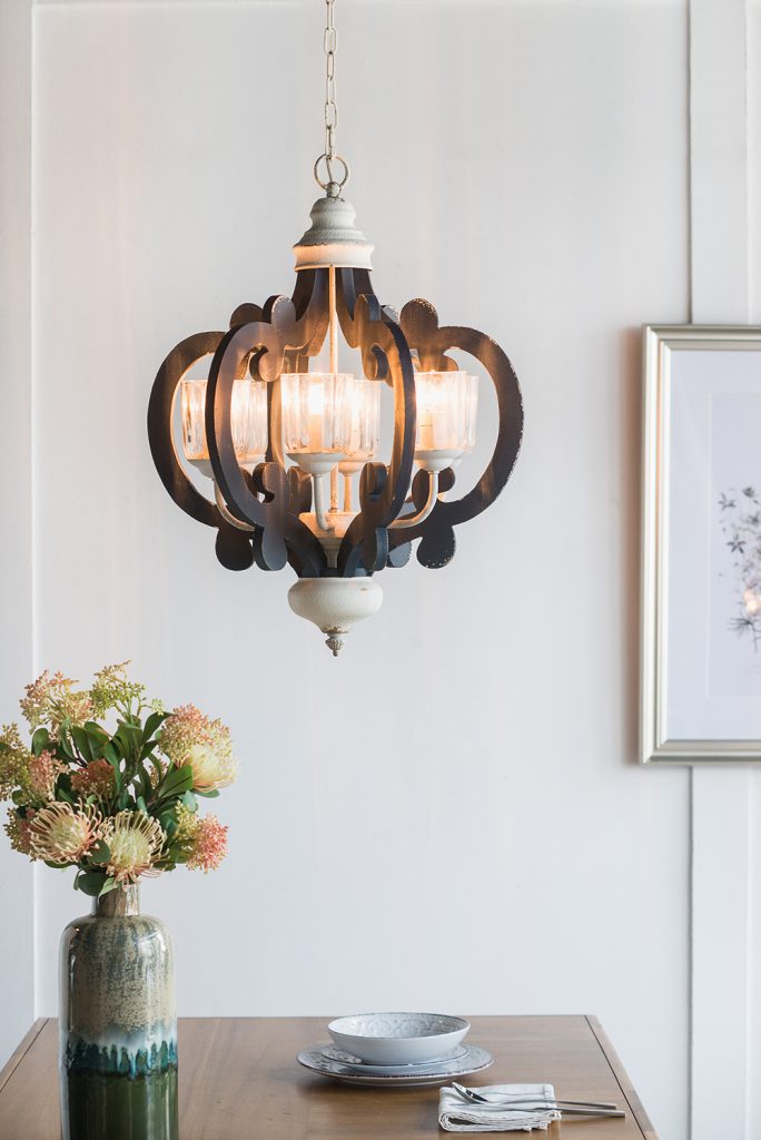 A&B Home Bundle of 6 21" x 24" 6-Light Blue and White Classic Curves Wooden Chandelier