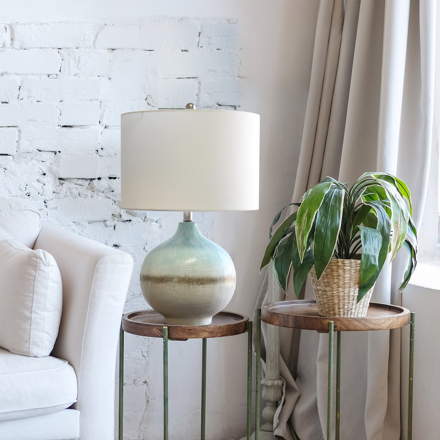 All The Rages Lalia Home Bayside Horizon Table Lamp In Aqua, Brown & White