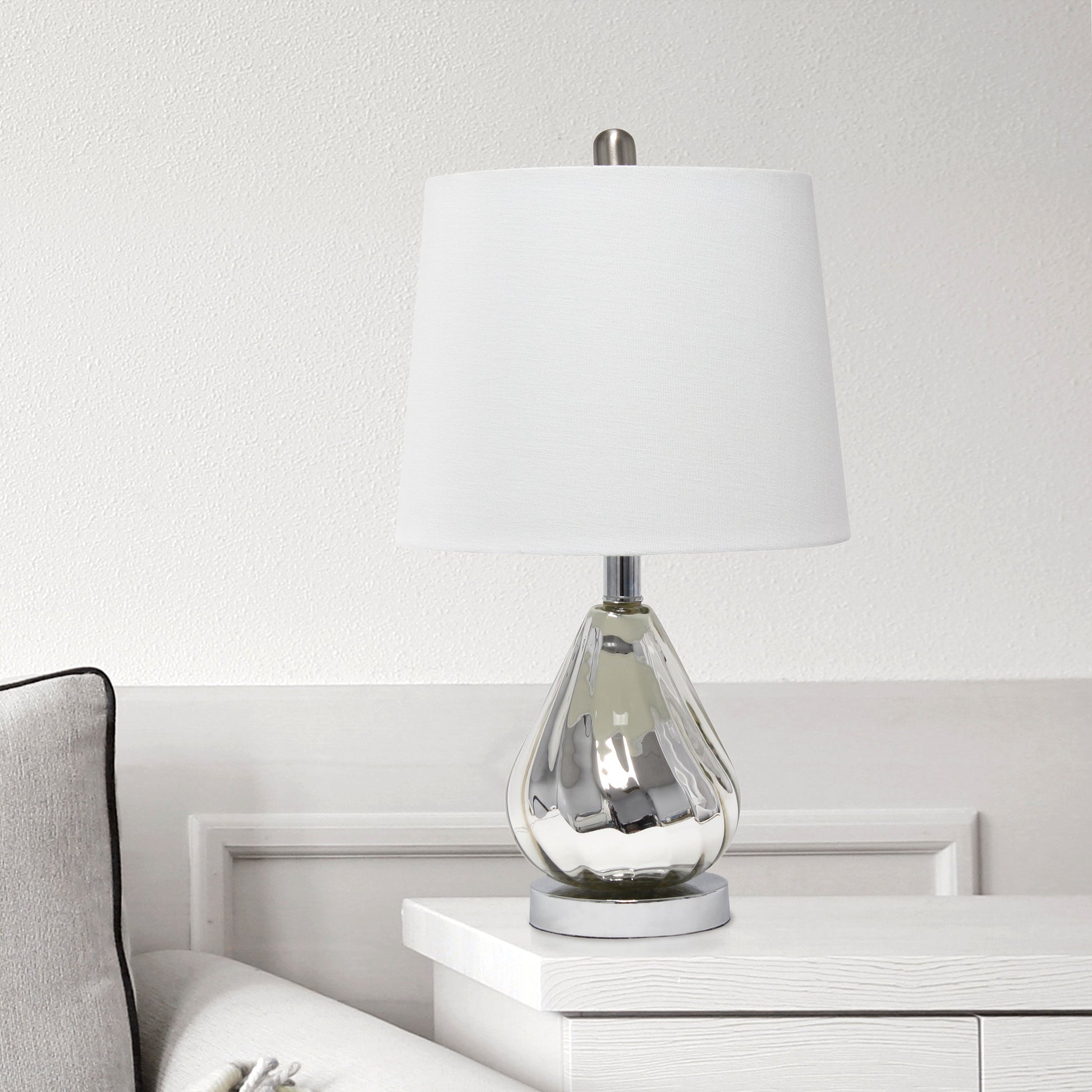 All The Rages Lalia Home Chrome Kissy Pear Table Lamp With White Fabric Shade