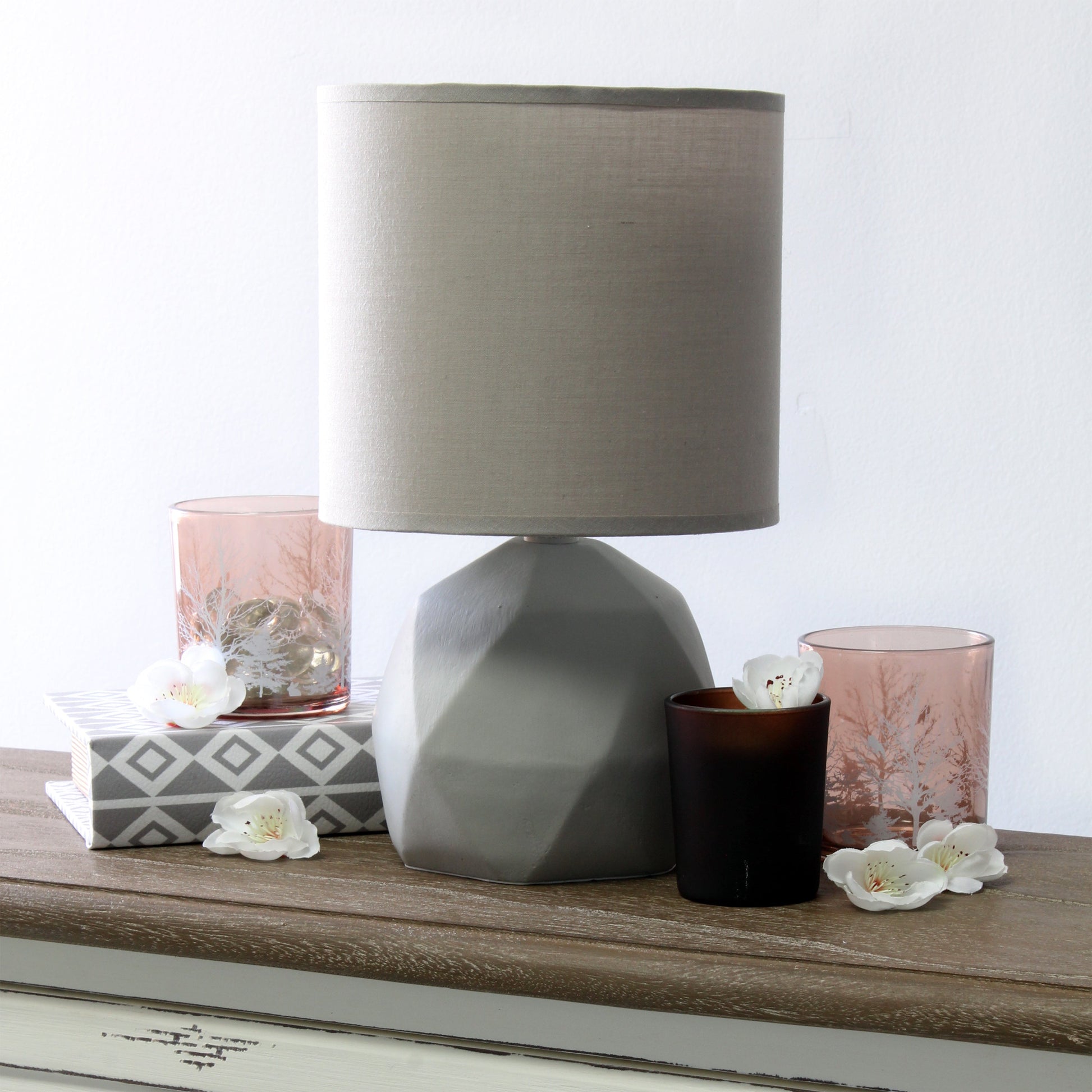 All The Rages Simple Designs Gray Geometric Concrete Table Lamp