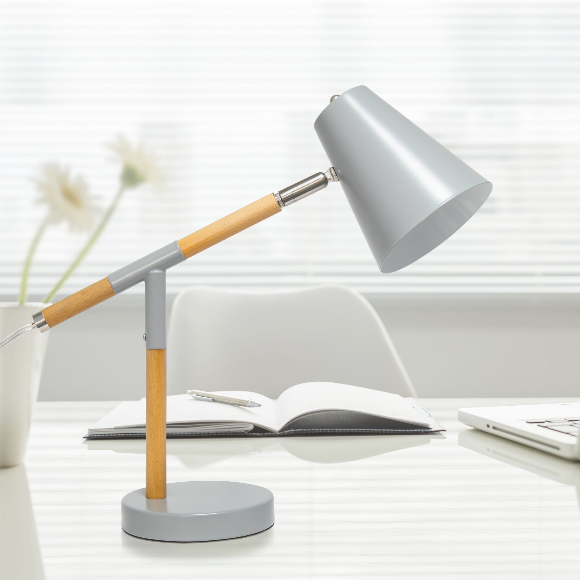 All The Rages Simple Designs Gray Matte & Wooden Pivot Desk Lamp