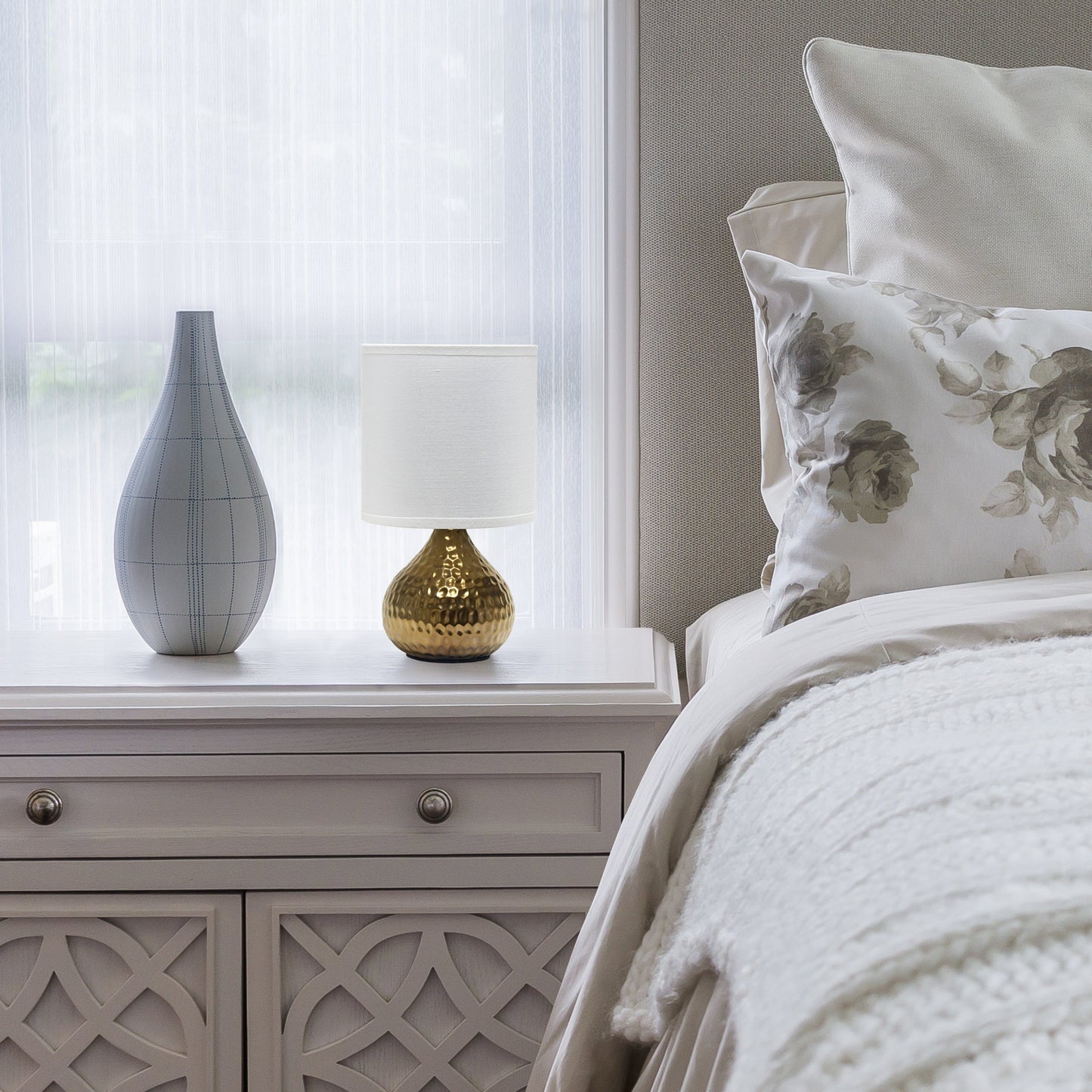 All The Rages Simple Designs Hammered Gold Drip Mini Table Lamp With White Shade