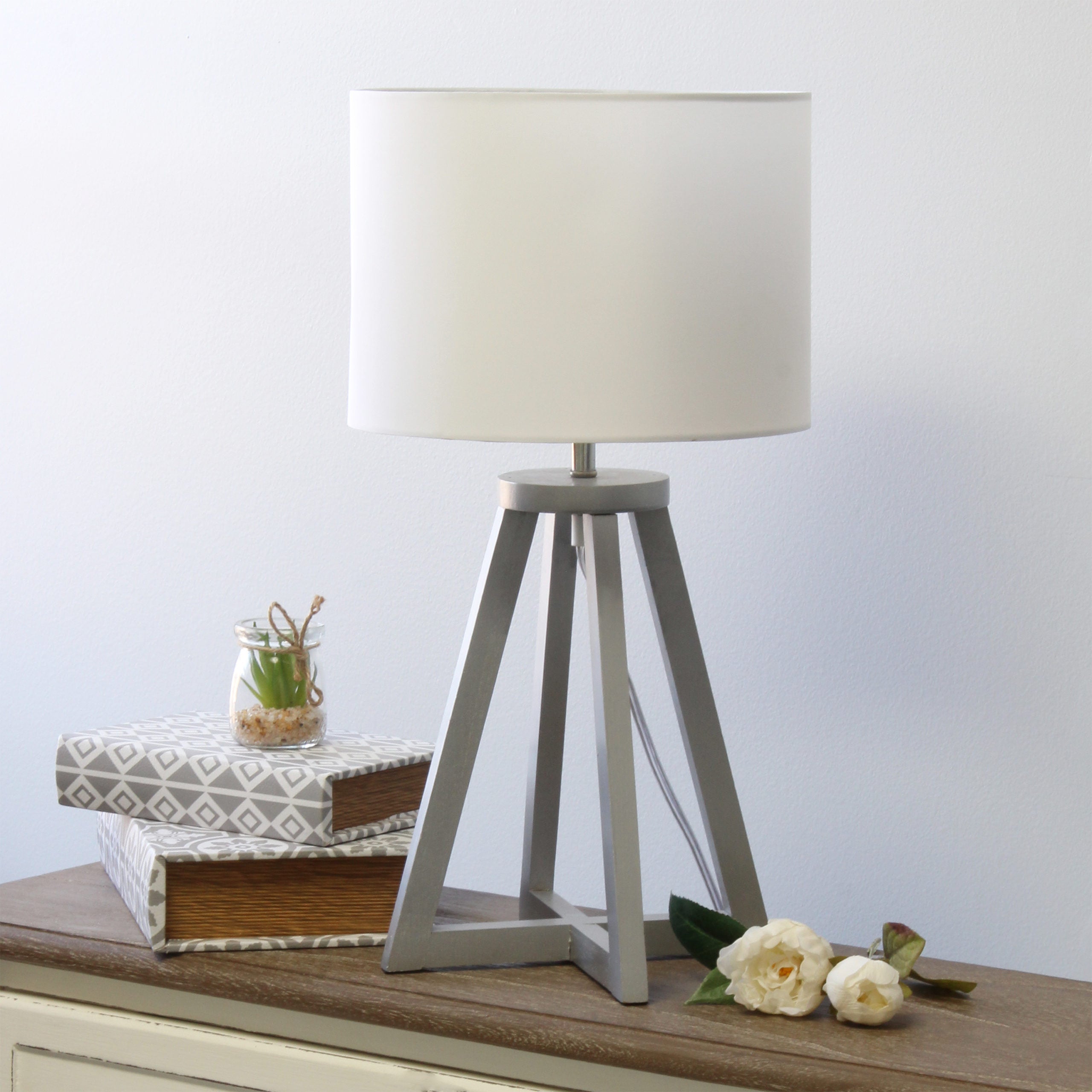 All The Rages Simple Designs Interlocked Triangular Gray Wood And Whit ...