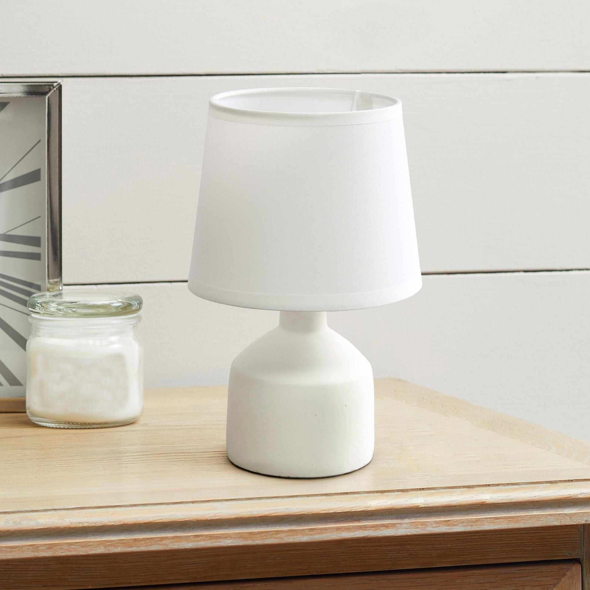 All The Rages Simple Designs Off-White Mini Bocksbeutal Concrete Table Lamp