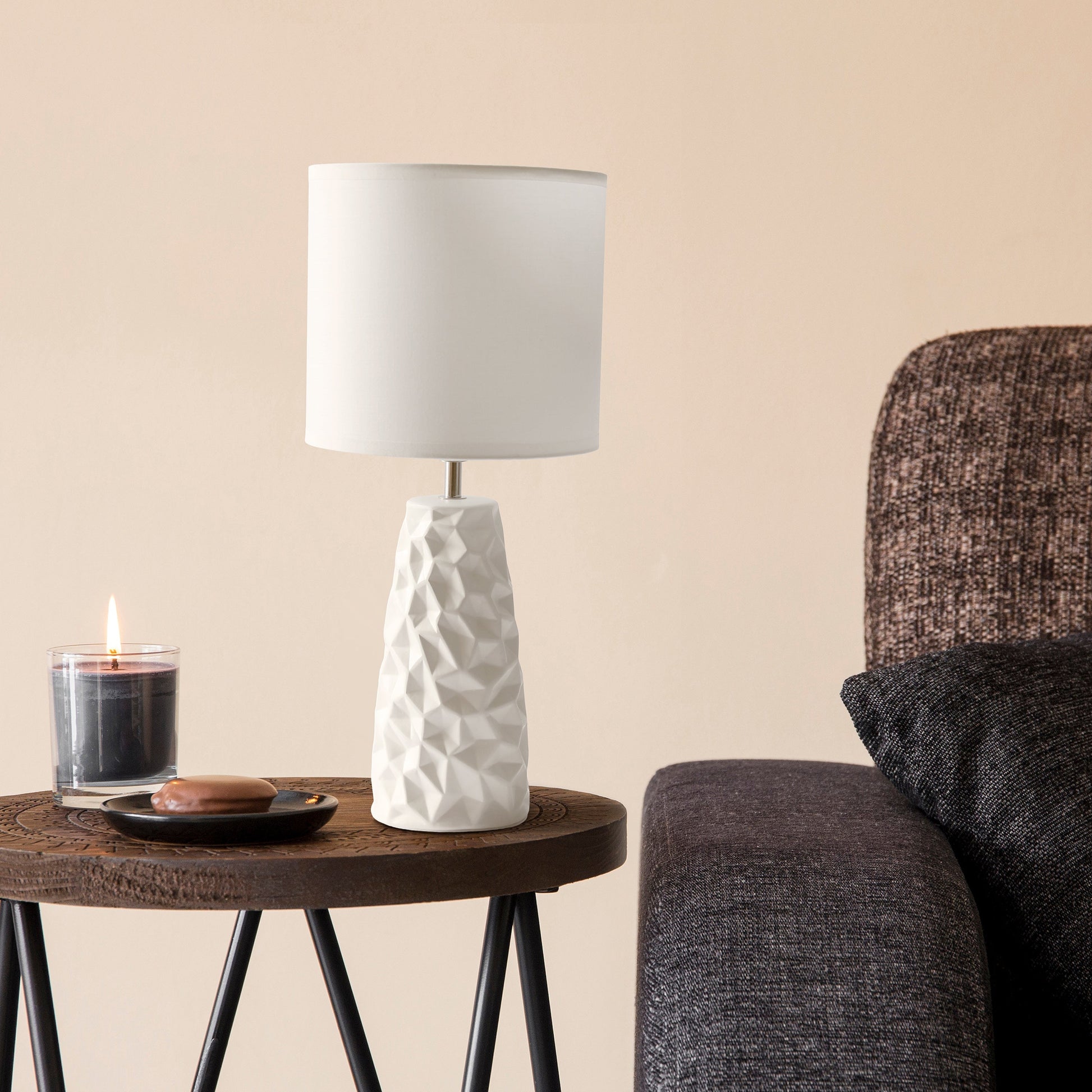 All The Rages Simple Designs Off-White Sculpted Ceramic Table Lamp