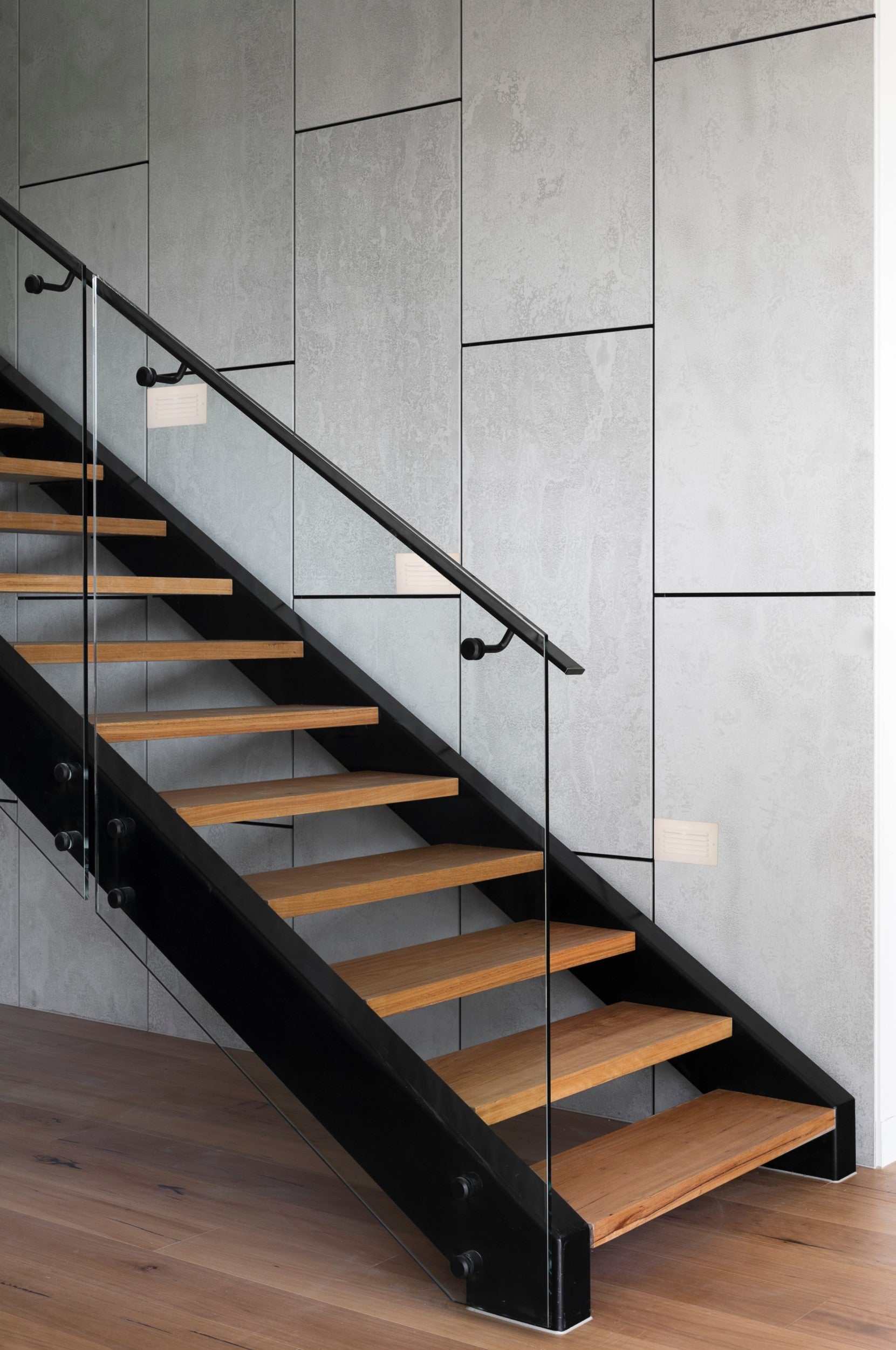 Amax Lighting LED Integrated Surface Mount White Step Light
