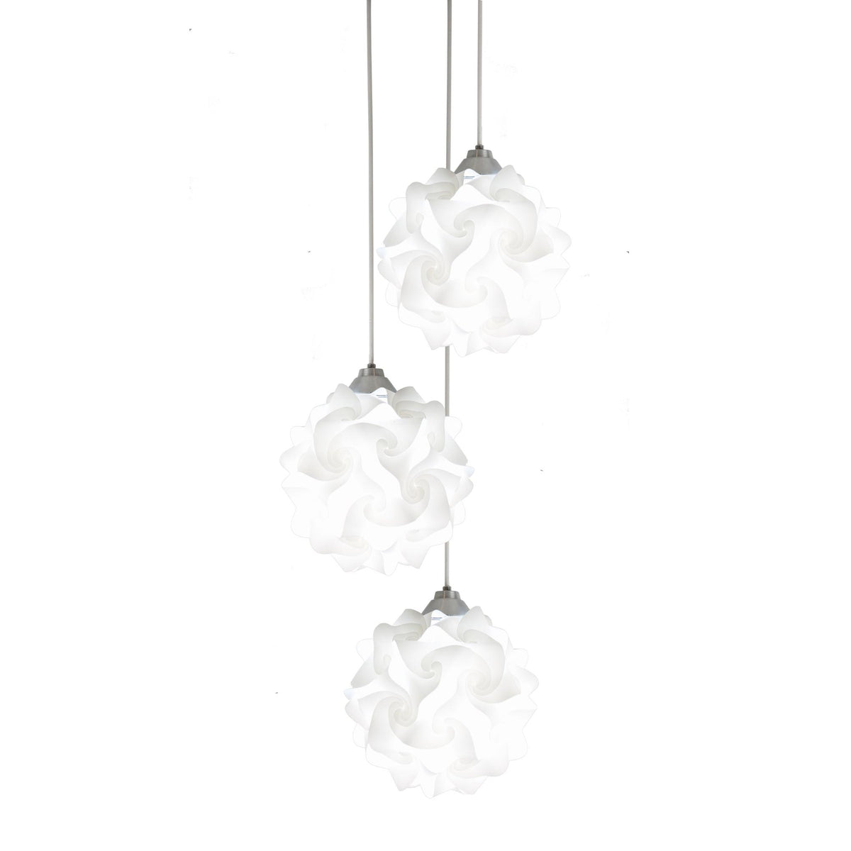 EQ Light Hado 11" White 3-Light Modern Globe Pendant Light