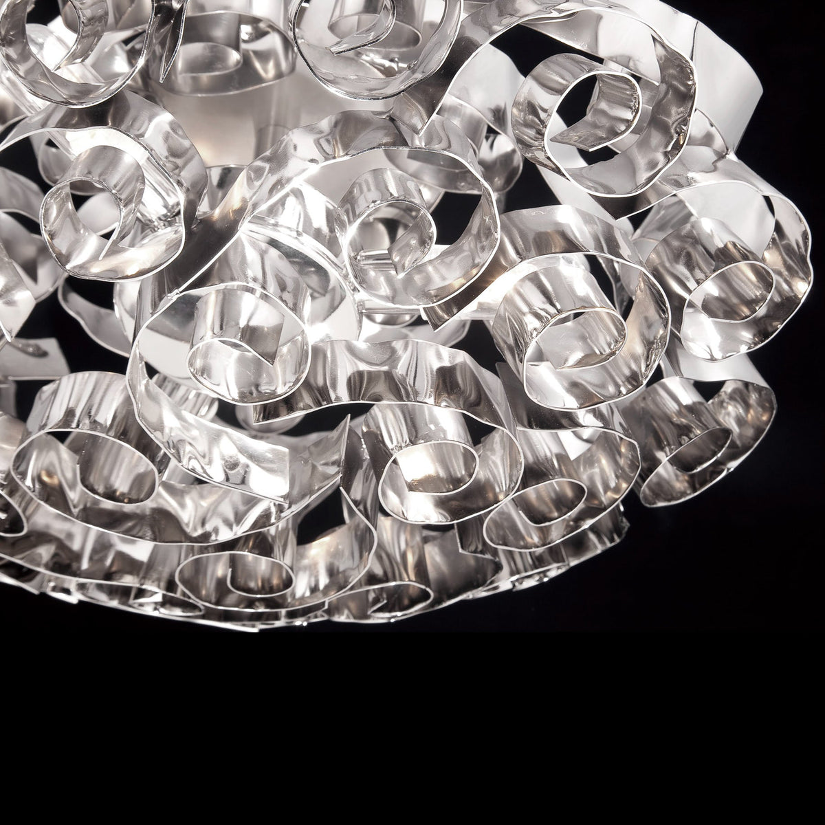 Eurofase Lighting Grace 24" 6-light Dimmable Halogen Bulb Polished Nickel Chandelier With Curled Nickel Strip Accents