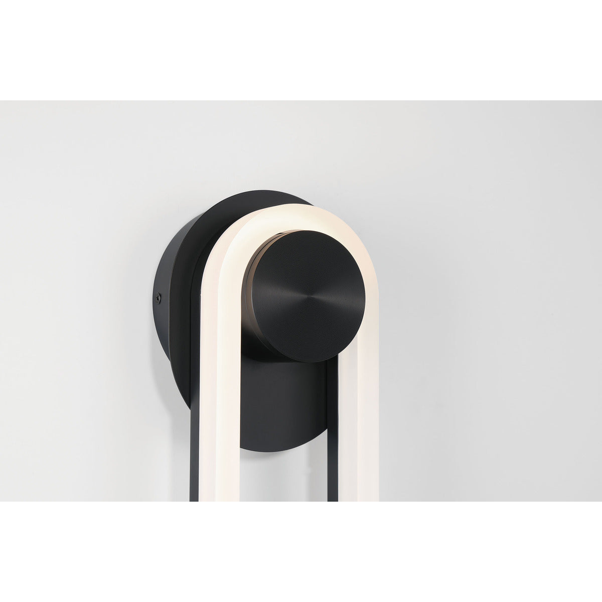 Eurofase Lighting Swing 18" 1-Light Integrated LED Matte Black Steel Outdoor Wall Sconce