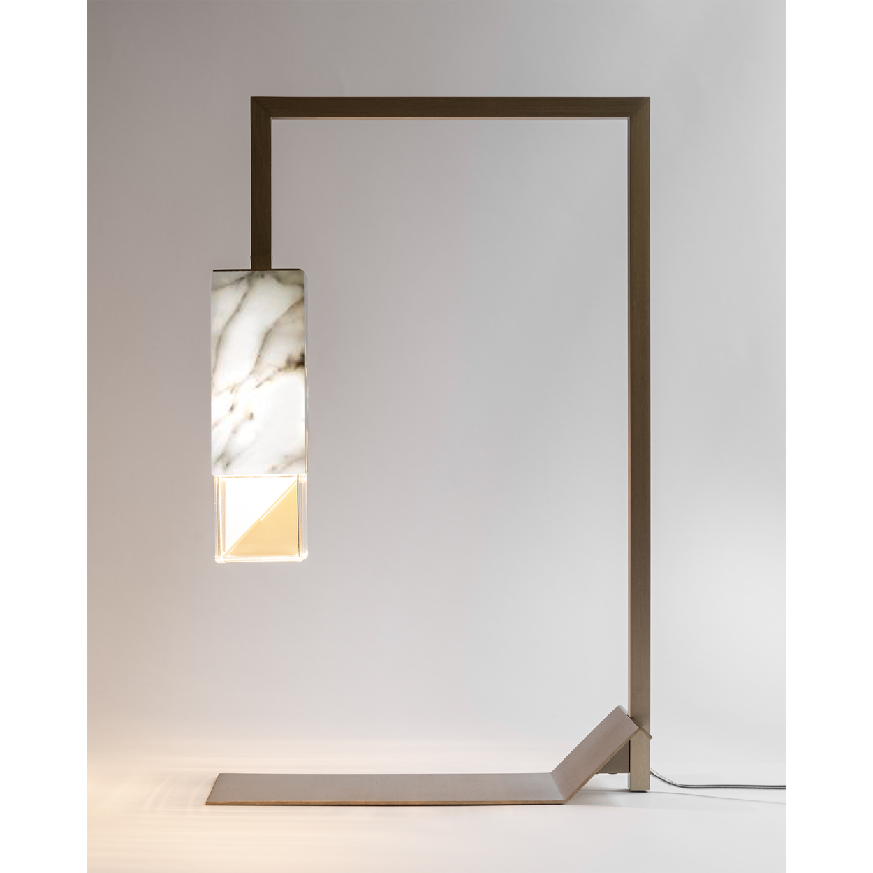 Formaminima Lamp/Two Handcrafted White Calacatta Marble & Crystal Glass Table Lamp