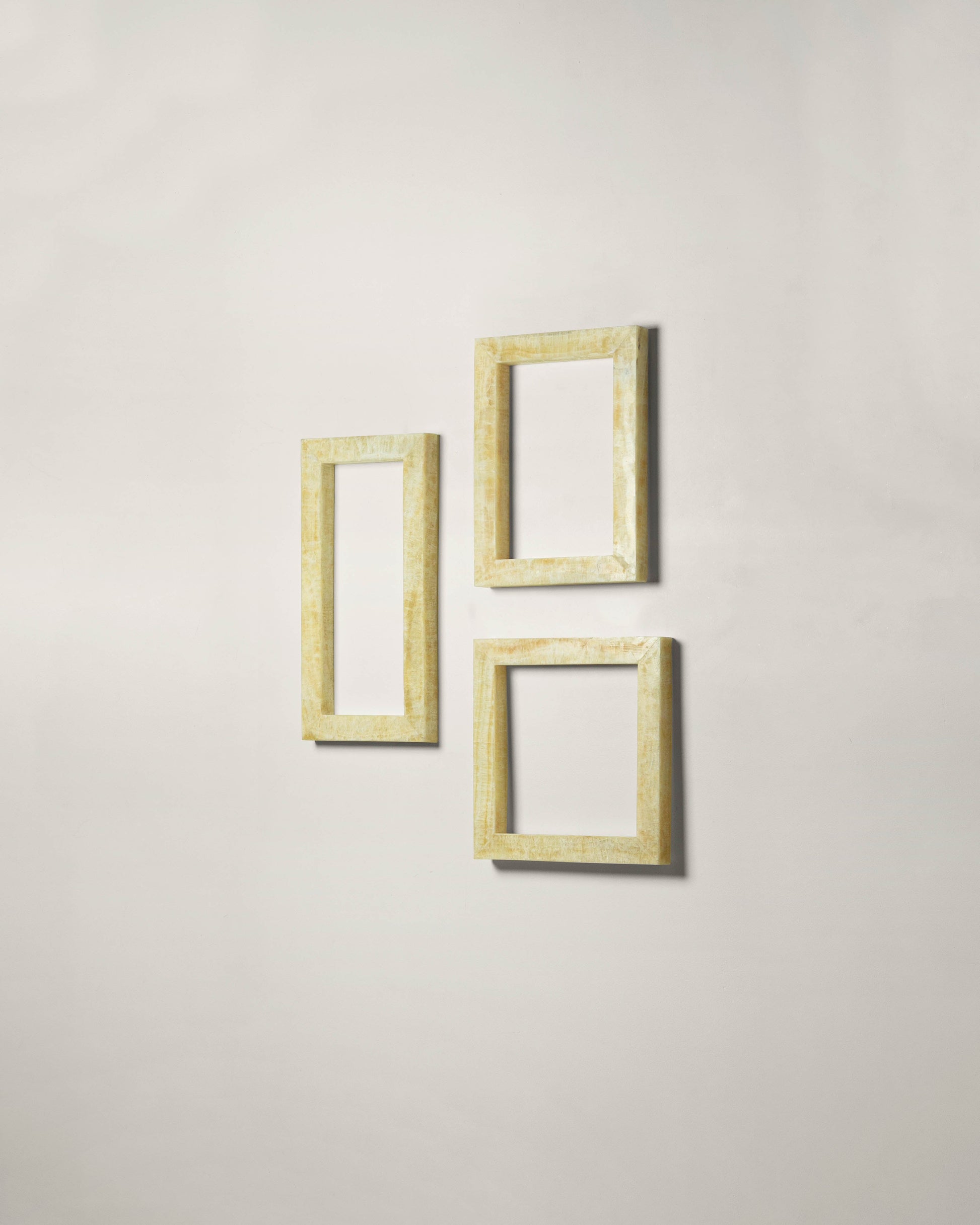 G.Luce Calipso Amber Onyx Finish Wall Lamp