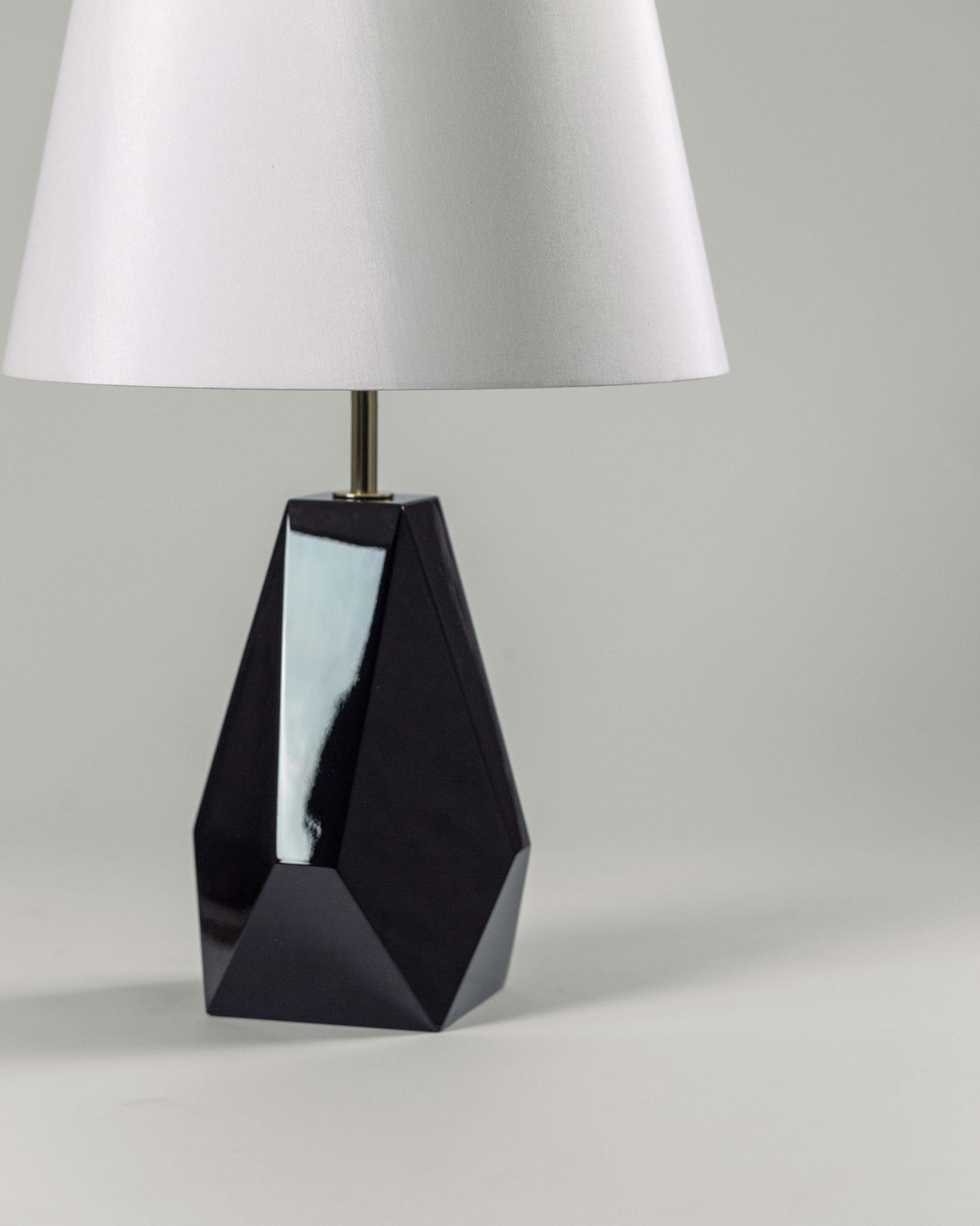 G.Luce Gea Glossy Black Maple Table Lamp With Percaline Shade