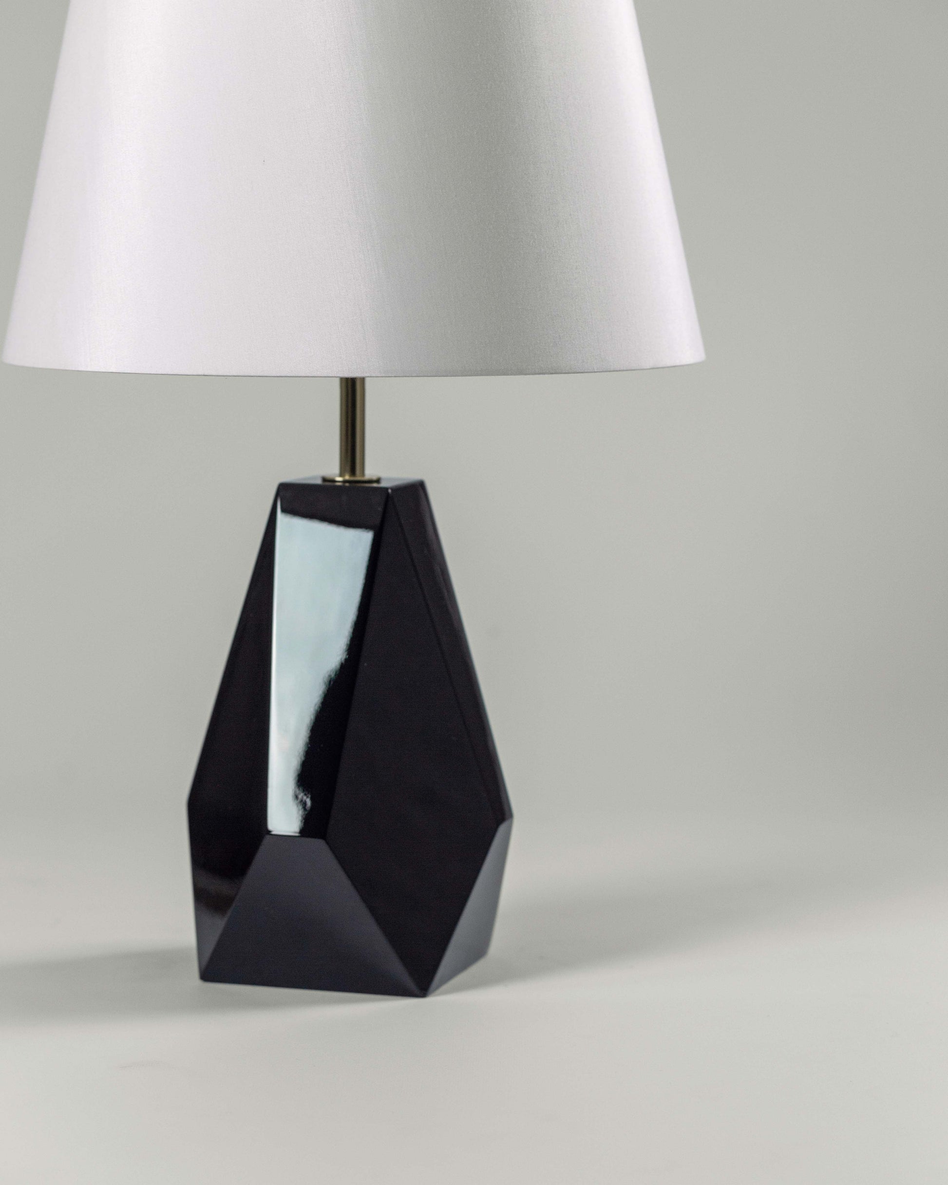 G.Luce Gea Glossy Black Maple Table Lamp With Percaline Shade