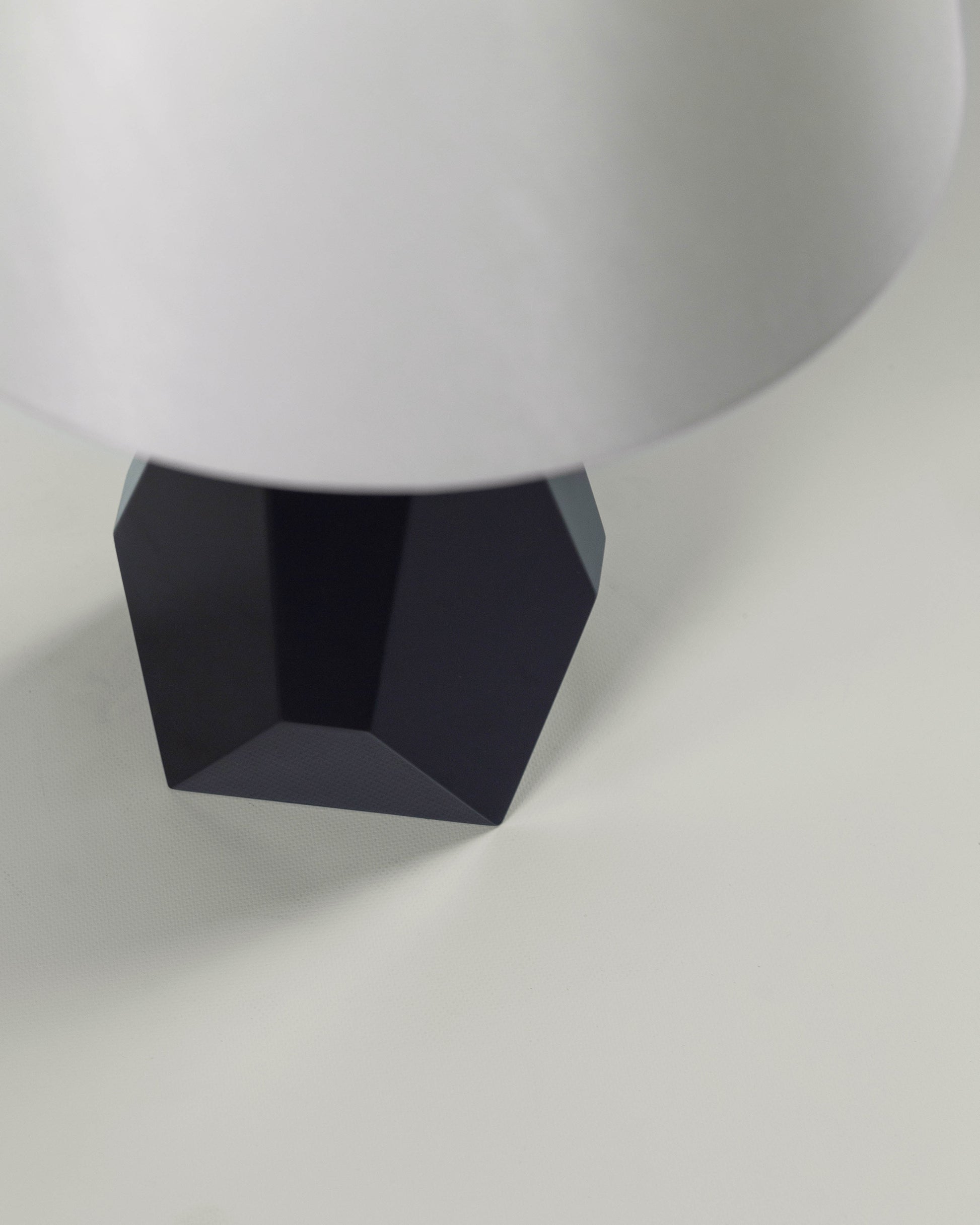 G.Luce Gea Glossy Black Maple Table Lamp With Percaline Shade