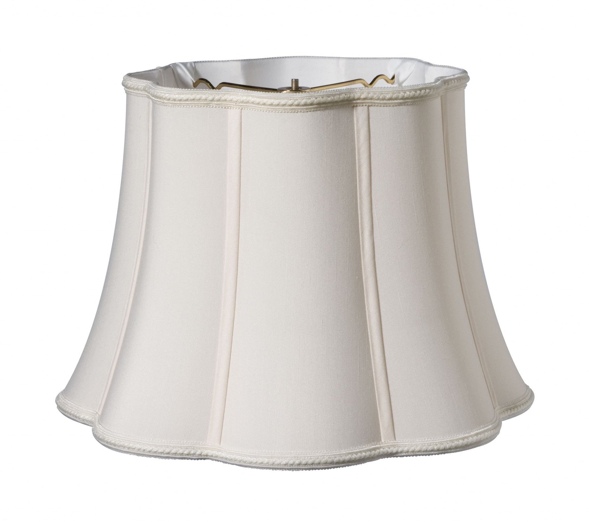 HomeRoots 14" Melon Scallop Paperback Shantung Lampshade in Cream Finish