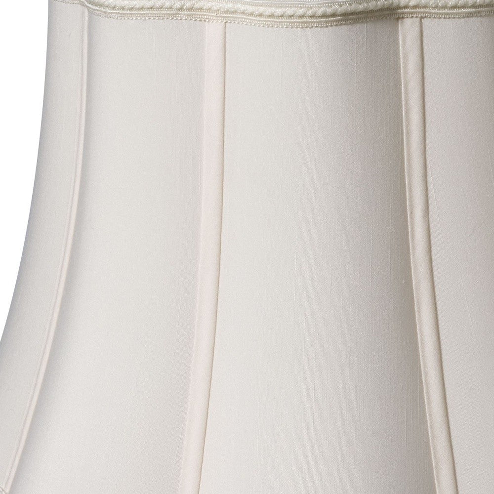 HomeRoots 16" Melon Scallop Paperback Shantung Lampshade in Cream Finish