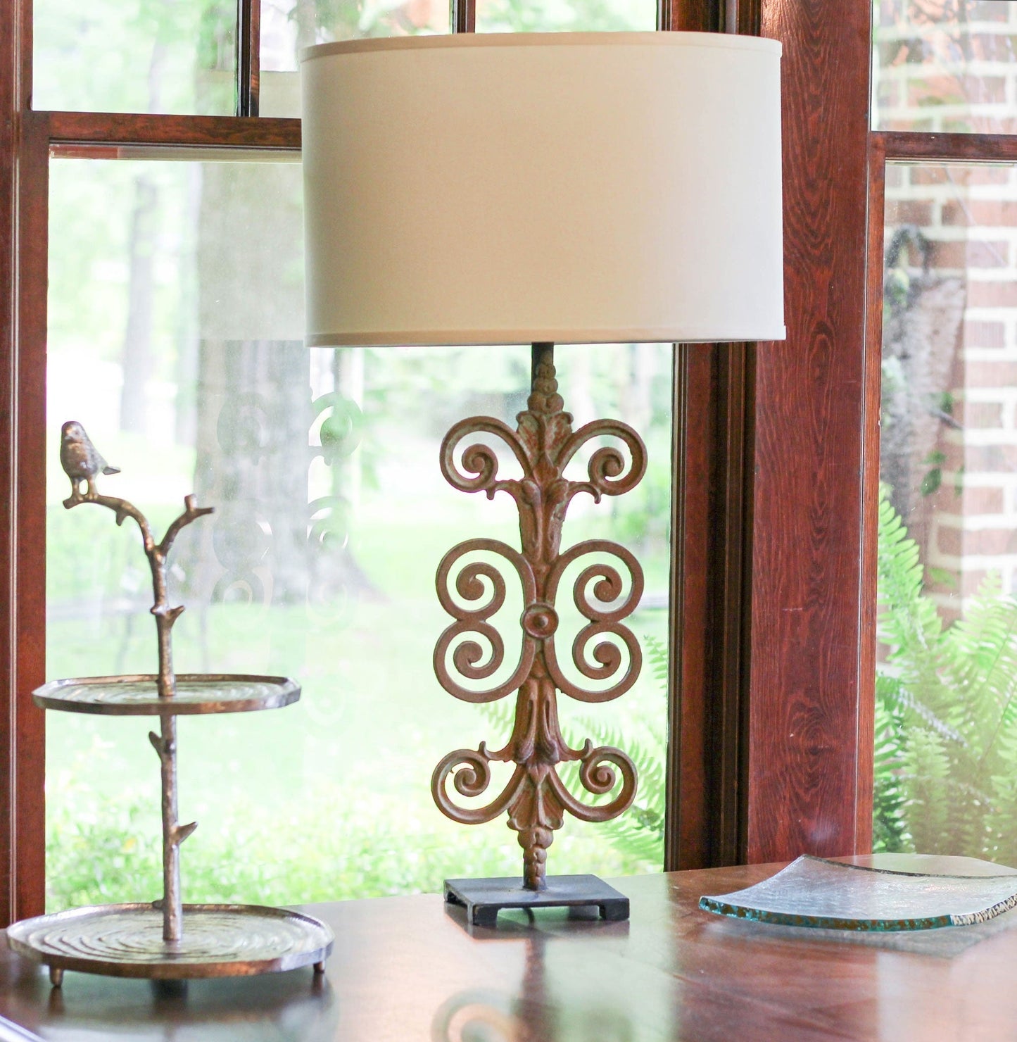 HomeRoots 16" Throwback Oval No Slub Lampshade in Ivory Finish