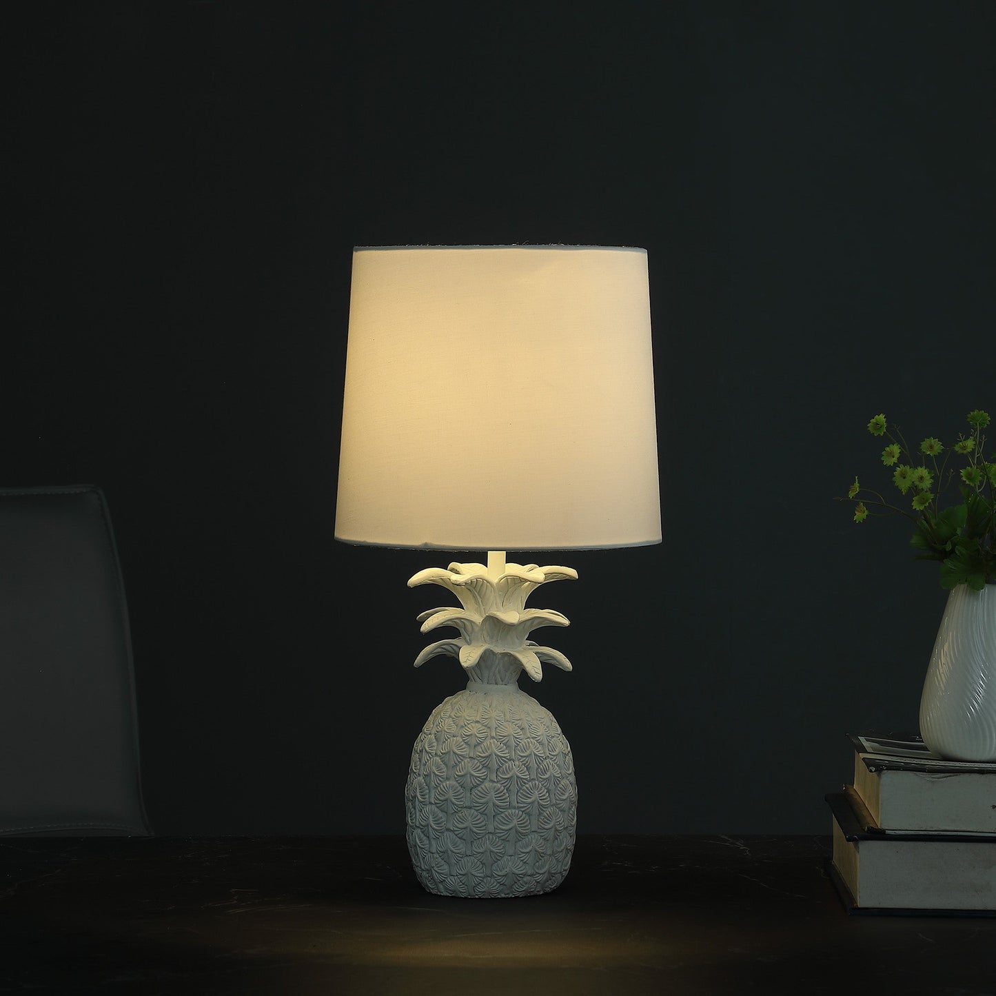 HomeRoots 17” Sculptural Pineapple Table Lamp With Empire Shade in White Finish