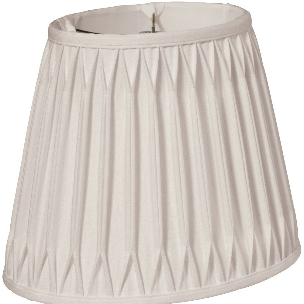 HomeRoots 18" Oval Smocked Pleat Paperback Shantung Lampshade in Cream Finish