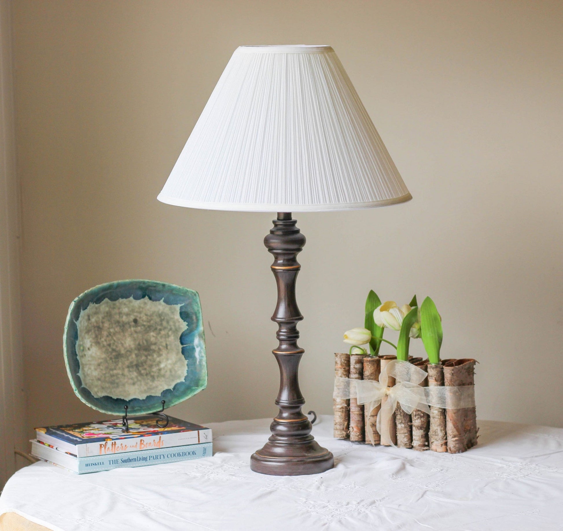 HomeRoots 19" Deep Cone Slanted Broadcloth Lampshade in White Finish