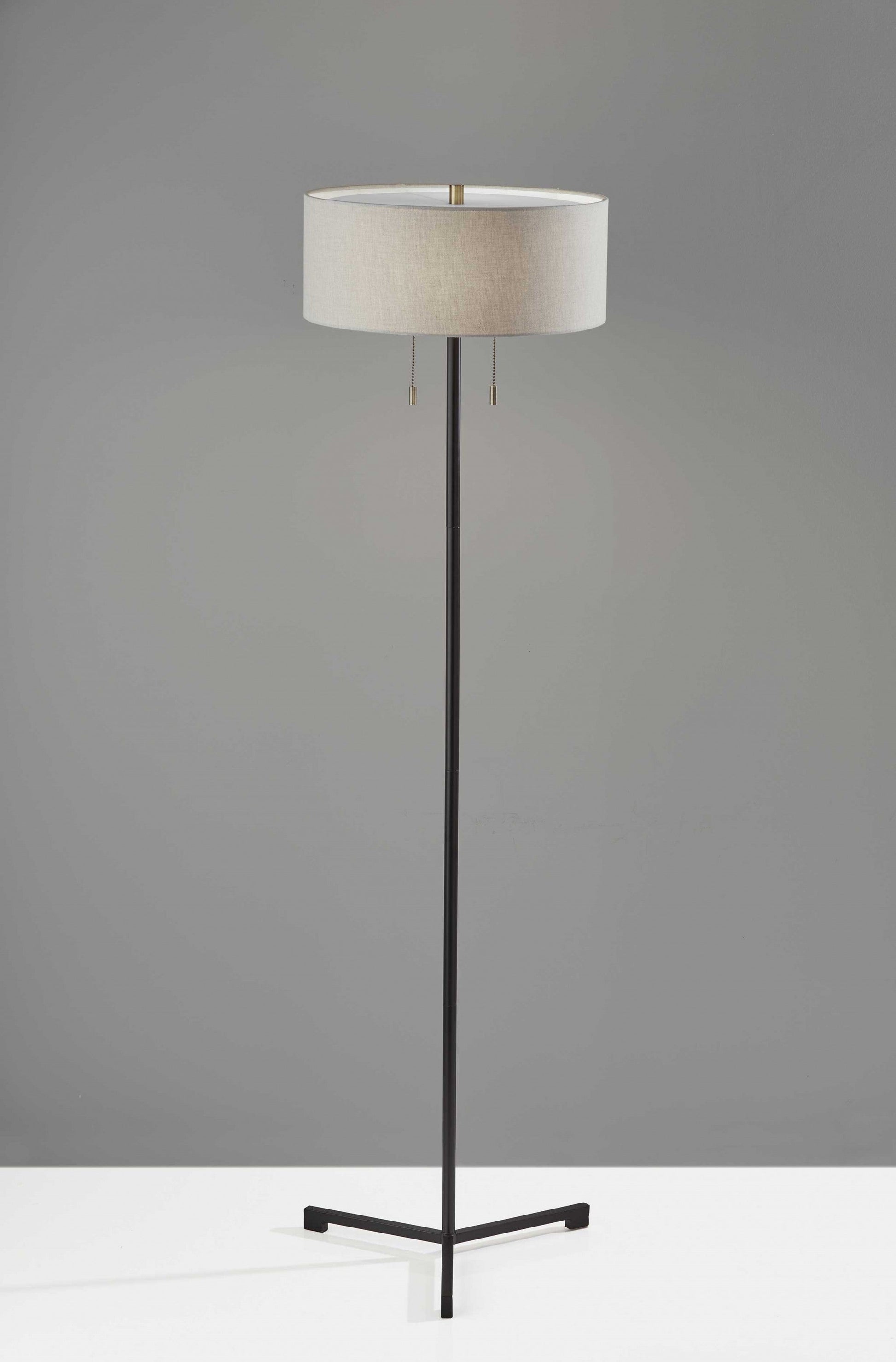 HomeRoots 60" Traditional Shaped Floor Lamp With White Drum Shade and Black Finish