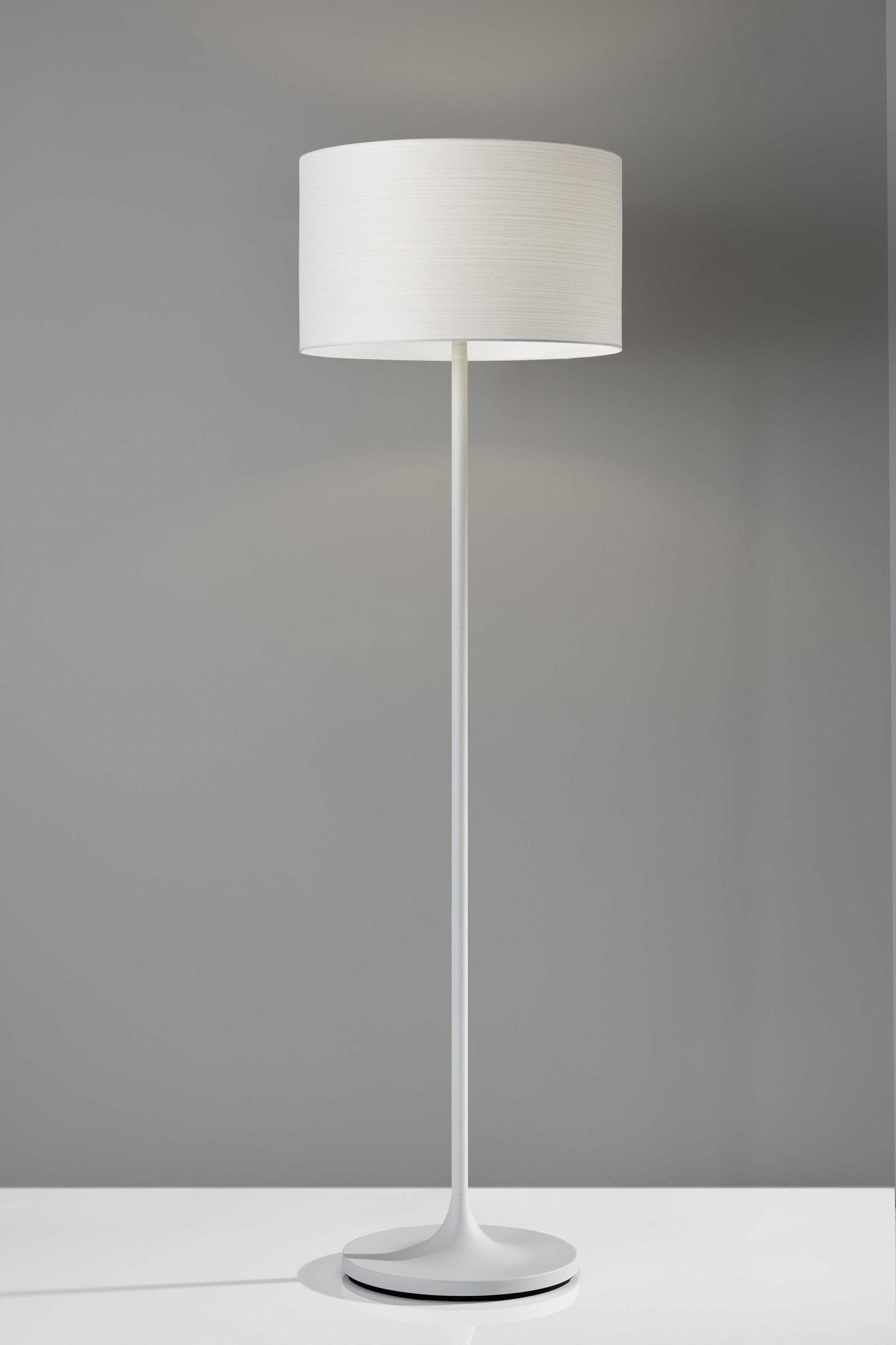 HomeRoots 60" Traditional Shaped Floor Lamp With White Drum Shade in White Finish