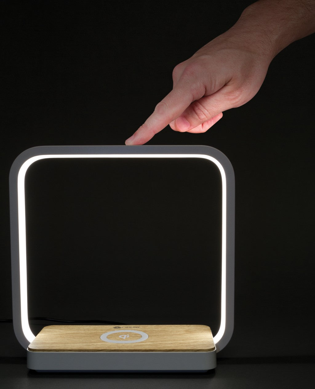HomeRoots Contemporary White Nightlight With Wireless Phone Charger