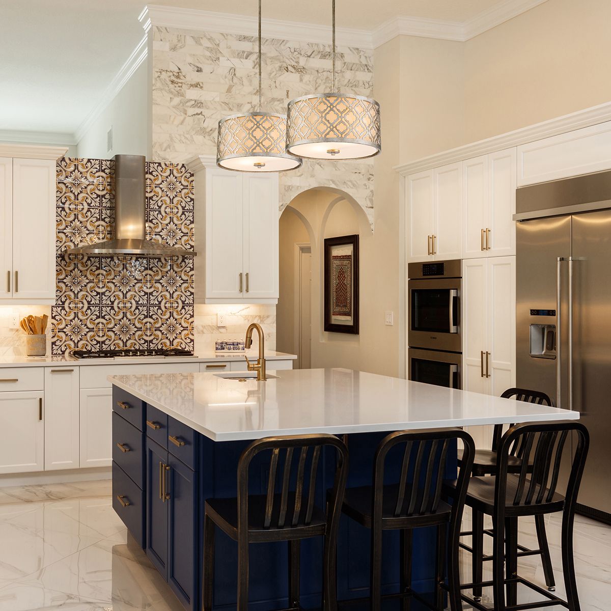 Lucas & McKearn Arabella 2-Light Distressed Silver Medium Pendant With Cream Linen Fabric Shade And Glass Diffuser