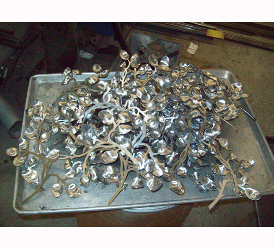 Meyda Lighting Vinca Vine 54" 30-Light Rust Over Wrought Iron Chandelier With Silver Mica Shade Glass