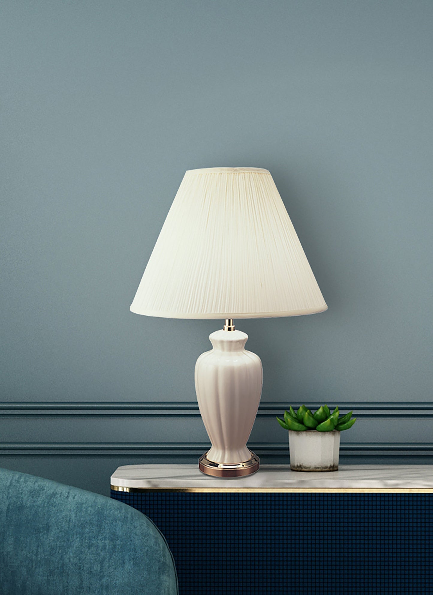 Ore International 26"H Ceramic Table Lamp In Ivory