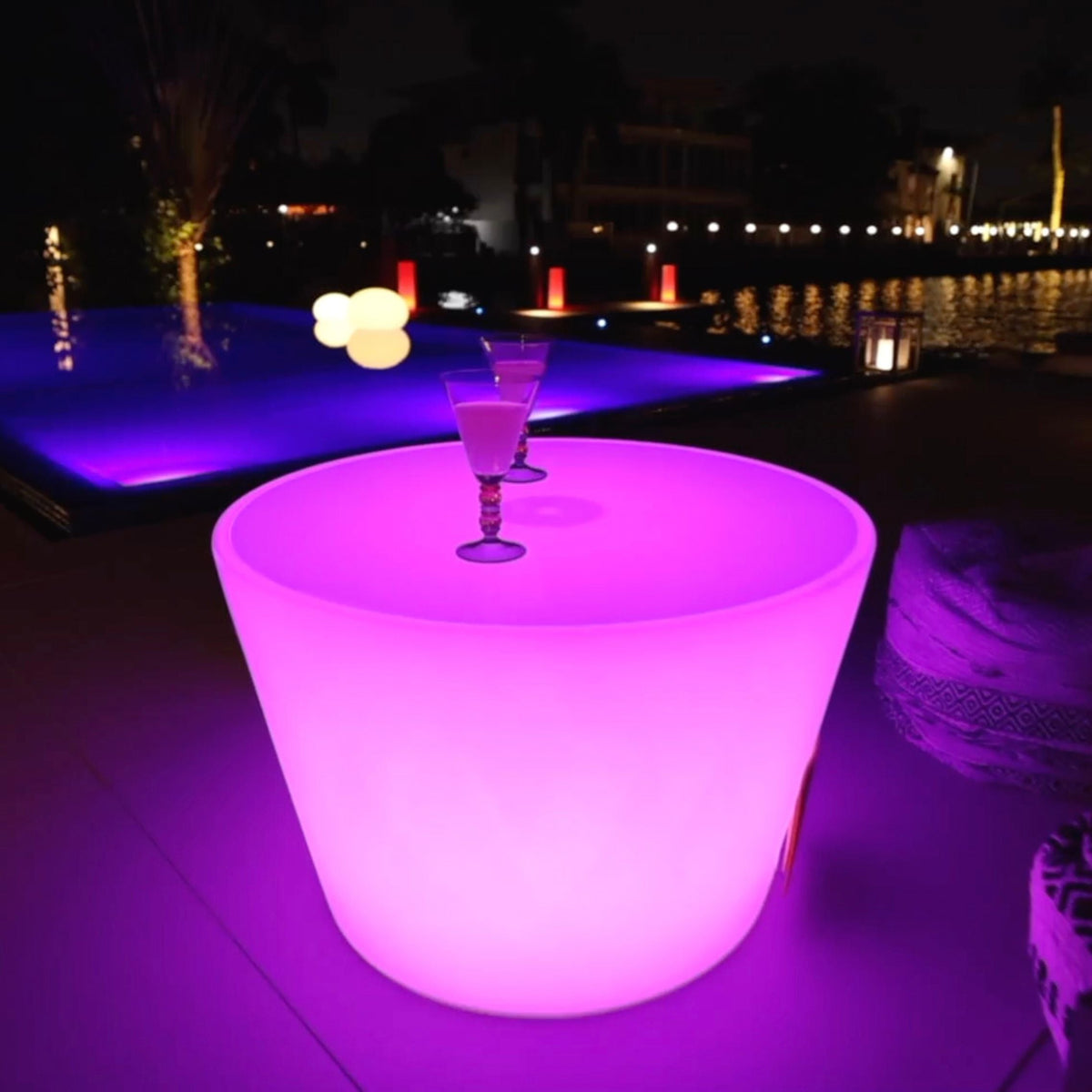 Smart and Green Bass 51" LED Coffee Table Furniture Lamp