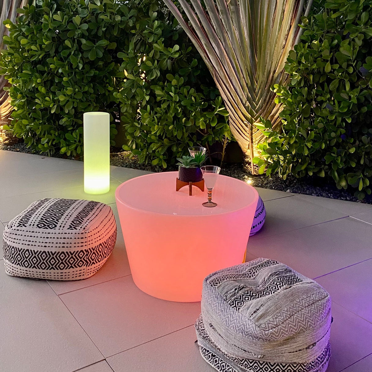 Smart and Green Bass 51" LED Coffee Table Furniture Lamp