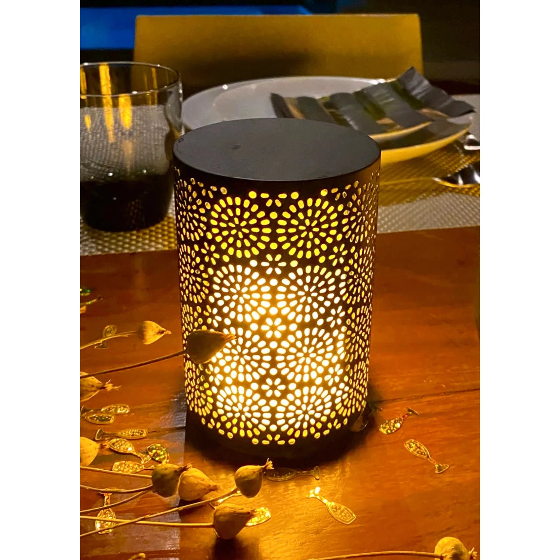 Smart and Green Dancing Flame LED Table Lamp