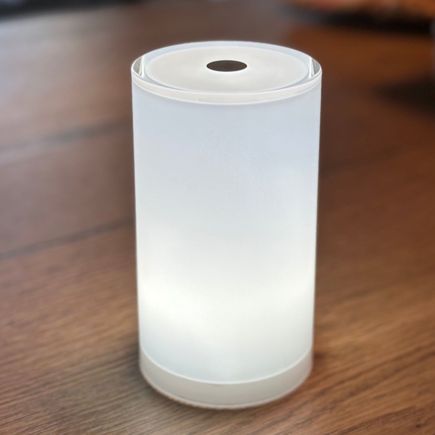 Smart and Green Hokare Tub Table Lamp