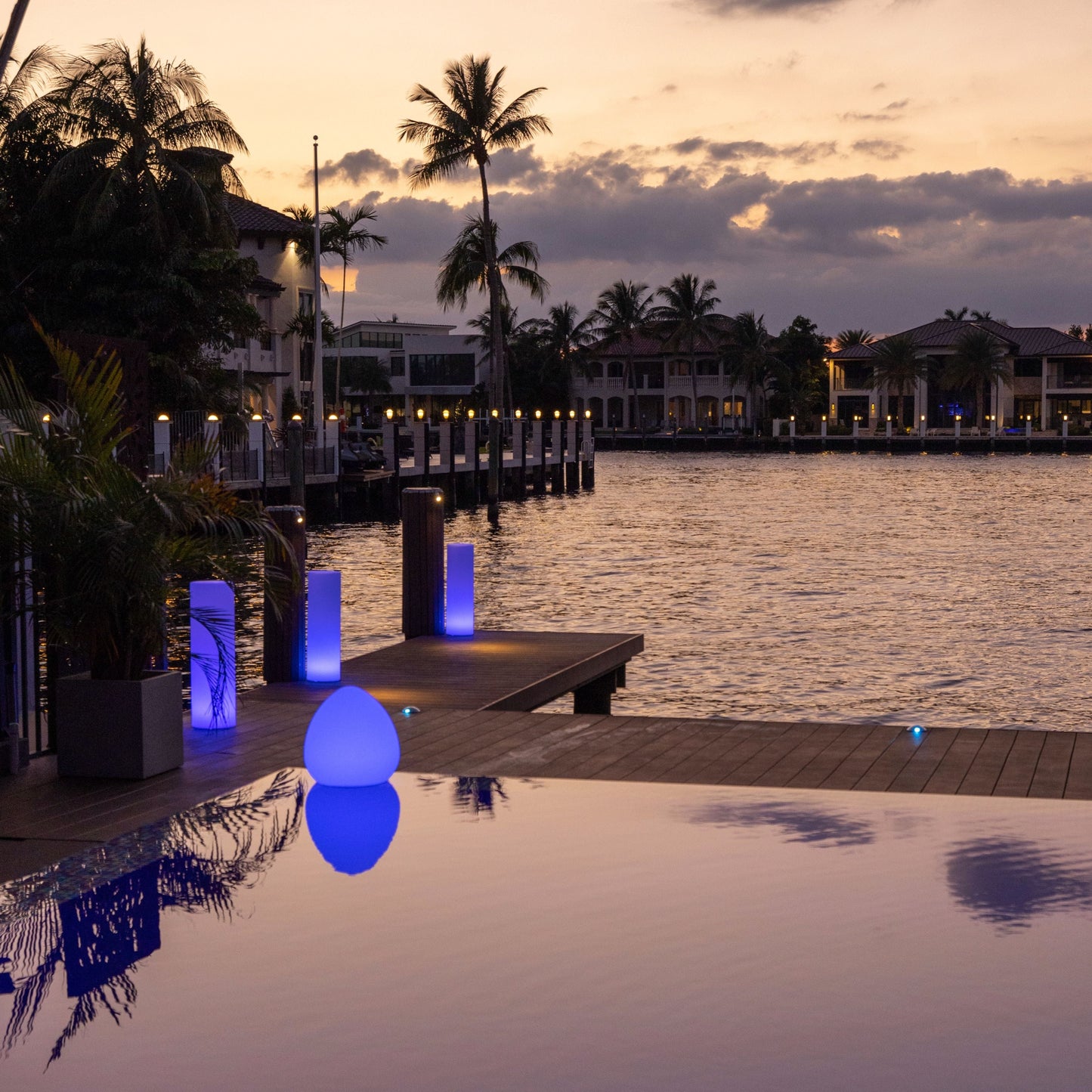 Smart and Green Rock LED Lamp
