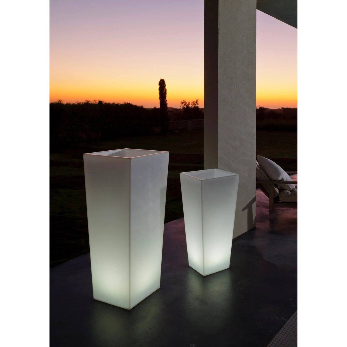 Smart and Green Rumba 32" Pot LED Lamp
