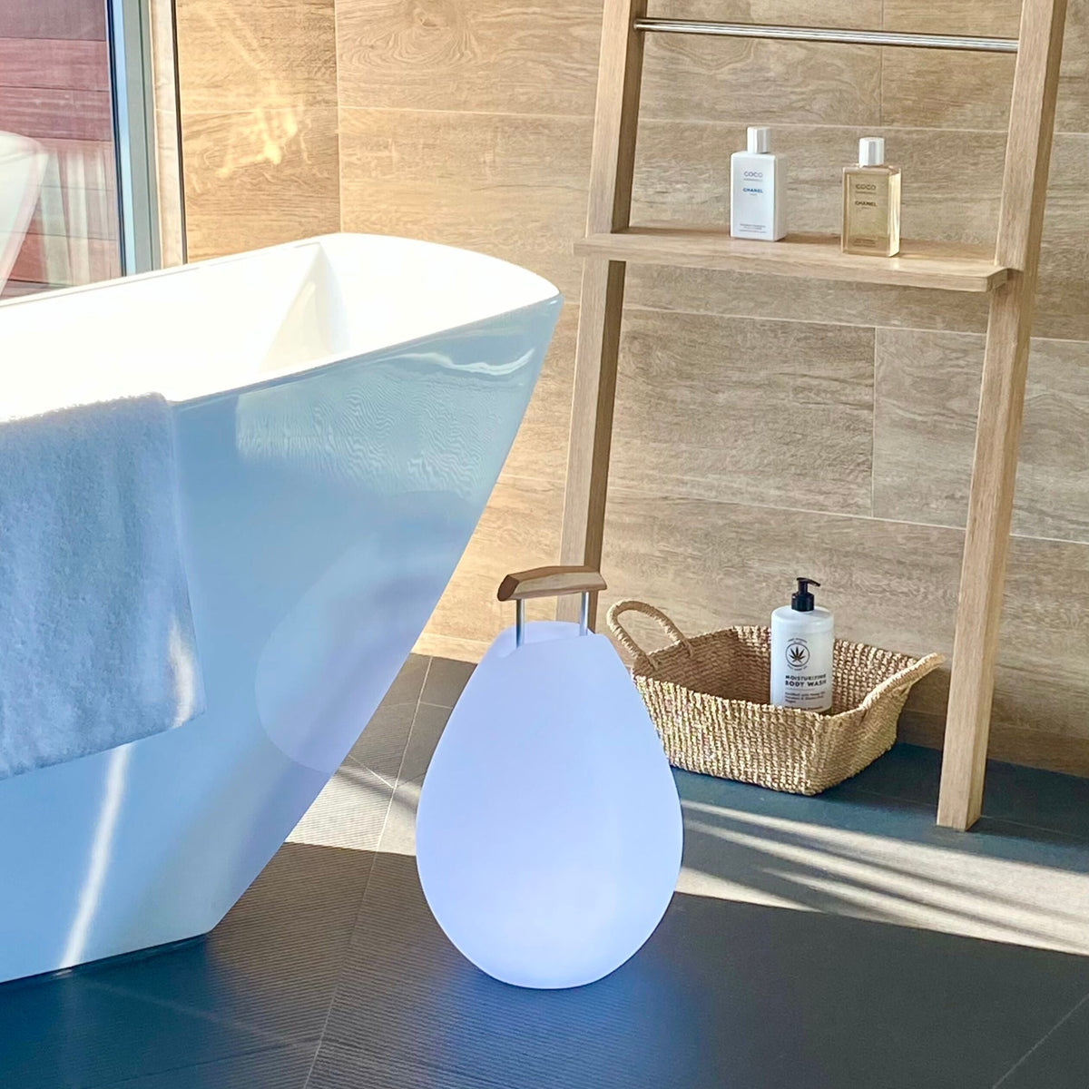 Smart and Green Vessel 2 11" LED Lamp