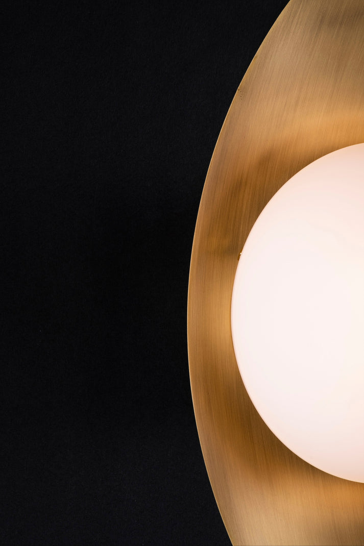 The Vault Mallen Leaf Wall Sconce