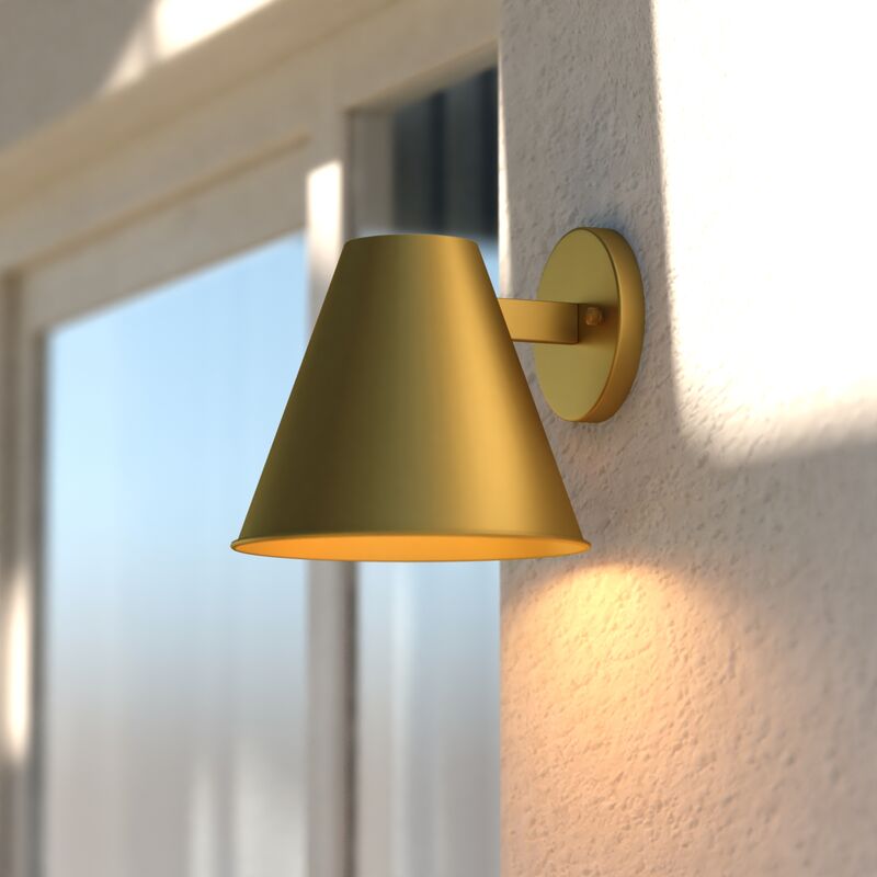 Vaxcel Smith 6.5-in. W Outdoor Wall Light Gold