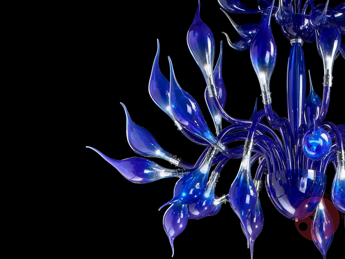 Vetreria Artistica Rosa Ali di Gabbiano 40-Lights Blue Crystal Gradient Glass Chandelier