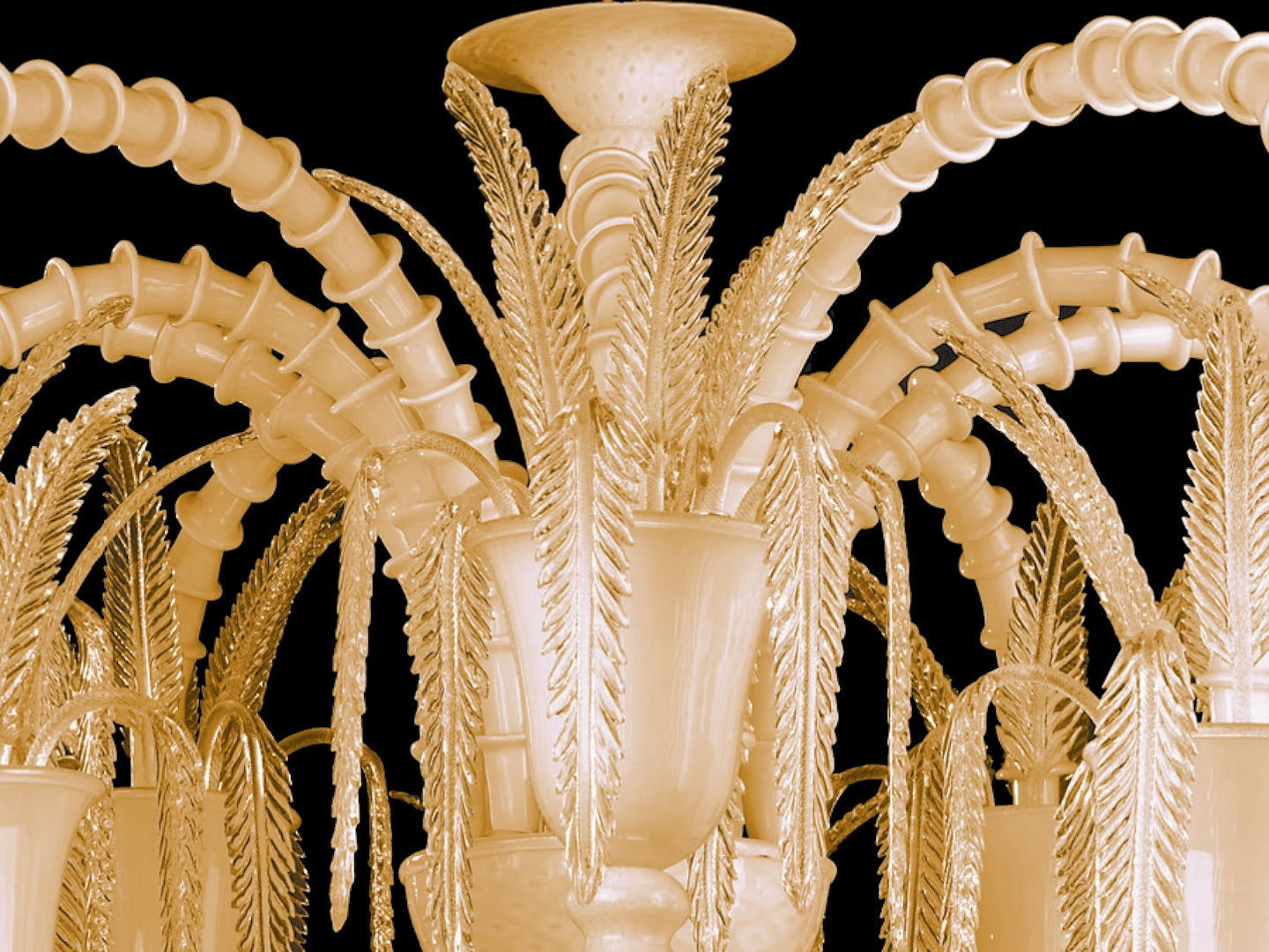 Vetreria Artistica Rosa Arsenale 20-Lights White Murano Glass Chandelier